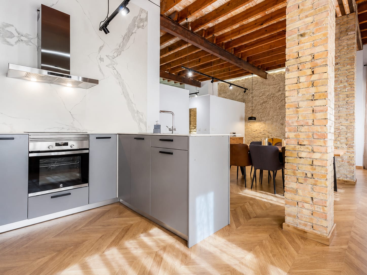Cocina de uno de los apartamentos de Alirena
