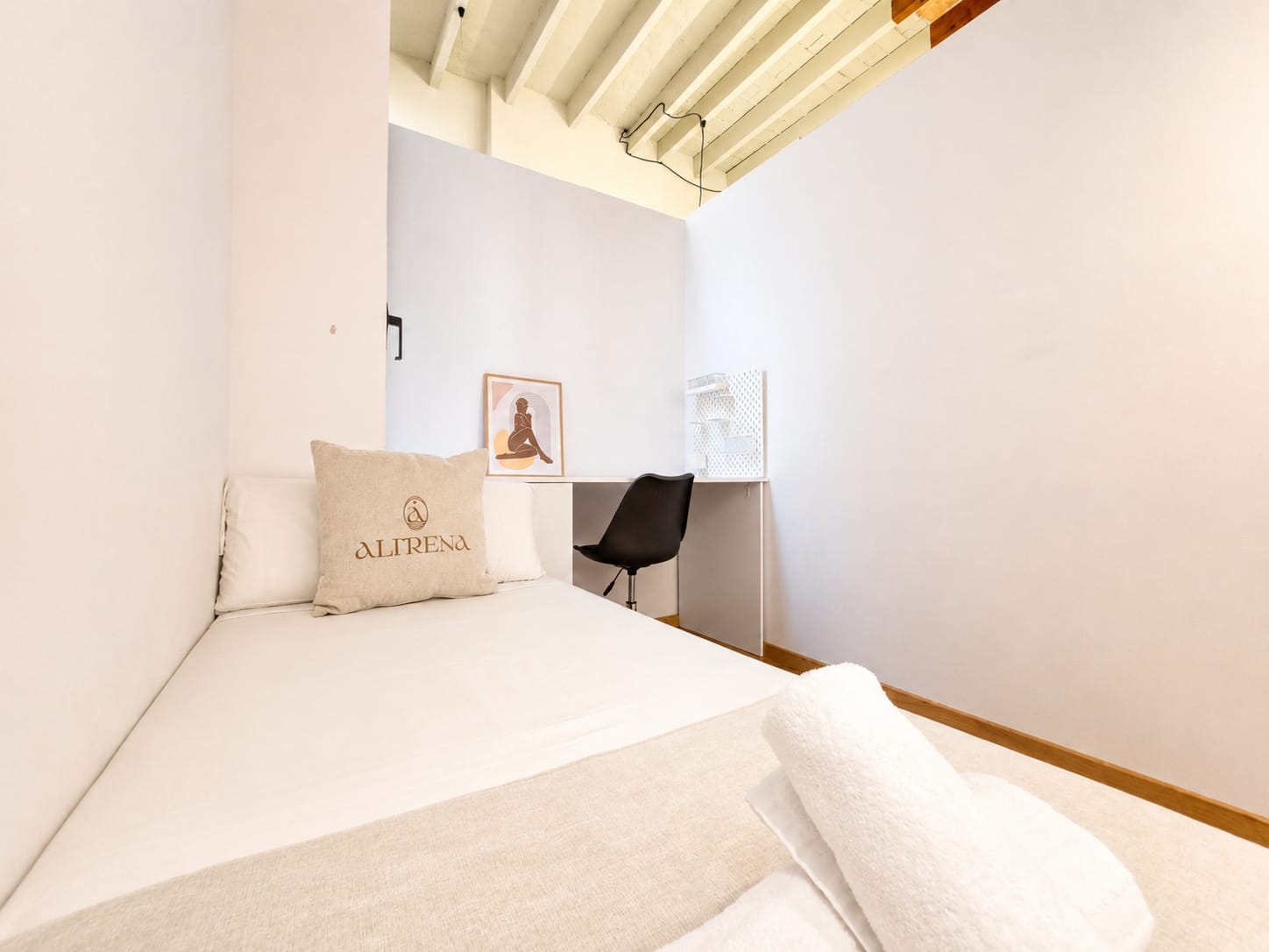 Alirena · Plaza de los Luceros — 20