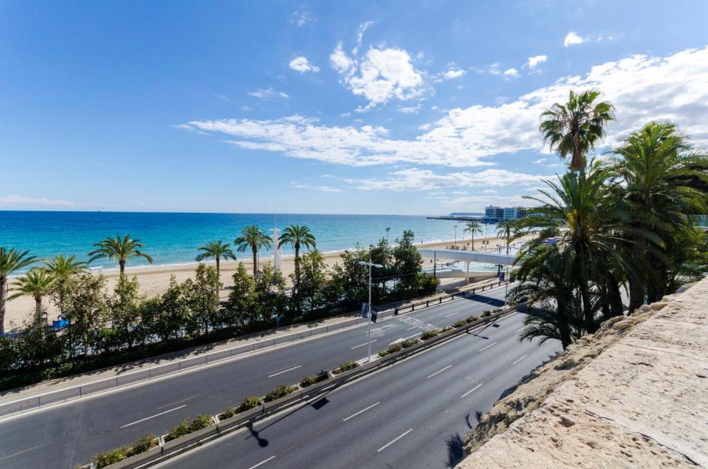 Alirena · Playa del Postiguet — 6
